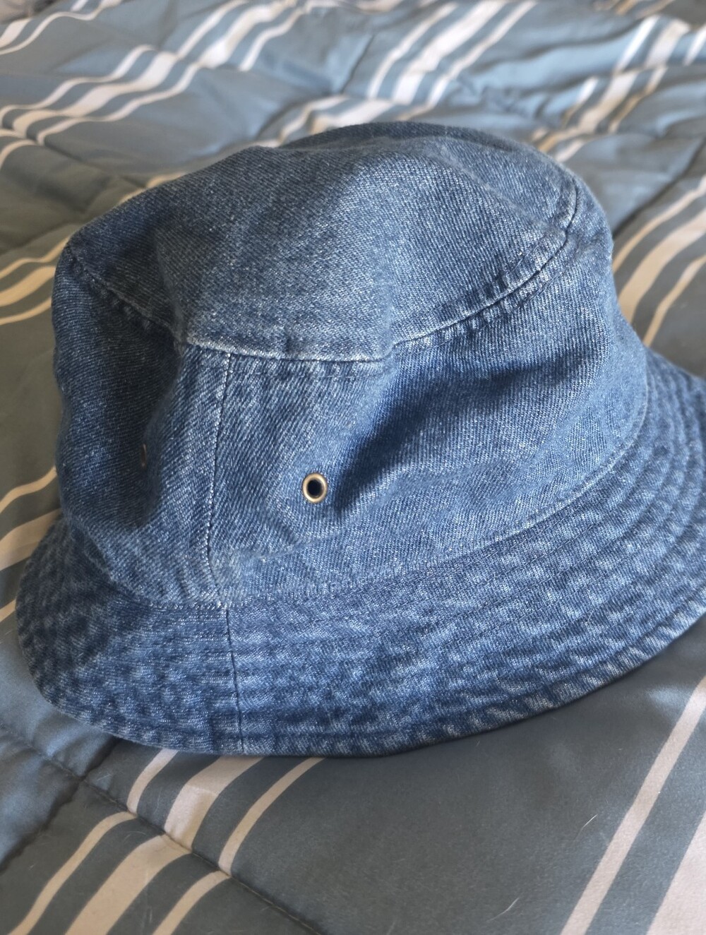 Vintage Newhattan Denim Bucket Hat L/XL Blue Washed Cotton Wide Brim USA Style